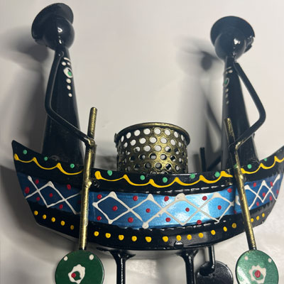 Black-metal-small-sailor_