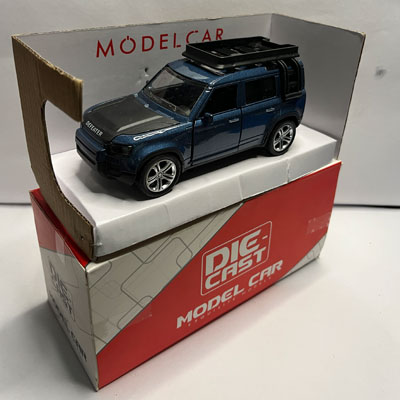 Defender-model-toy-car