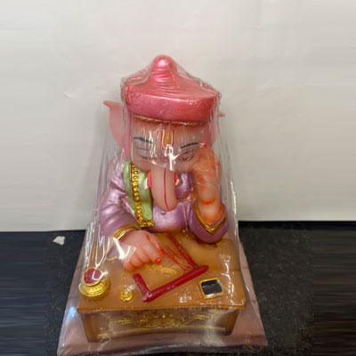 Ganapathi-reading-idol