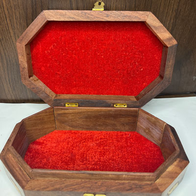 Octagonal-wooden-jewellery-box_