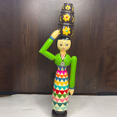 Wooden-pot-lady-doll_