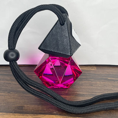 Car-hanging-perfume_(1)