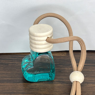 Heart-car-hanging-perfume_