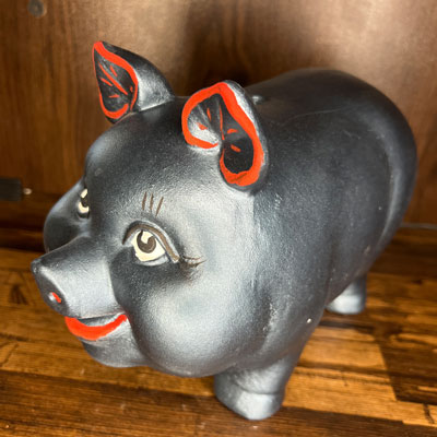 Pig-piggy-bank_